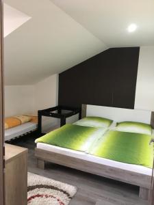 Postel nebo postele na pokoji v ubytování Apartmán Tatry-Poprad
