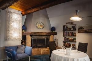 Posezení v ubytování Magaggiari Hotel Resort