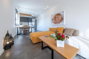 Posezení v ubytování Hidesign Athens Acropolis Panorama Suite
