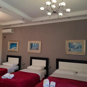 Postel nebo postele na pokoji v ubytování Hotel Erandi
