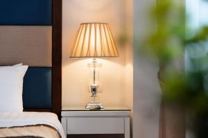 Voodi või voodid majutusasutuse Skylark Hotel toas