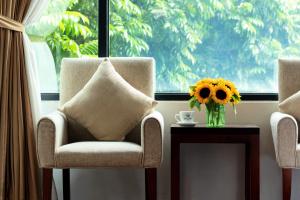 Istumisnurk majutusasutuses Skylark Hotel