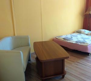 Łóżko lub łóżka w pokoju w obiekcie Hostel Omega