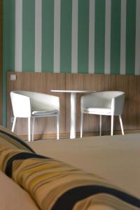 Posezení v ubytování Alba Hotel