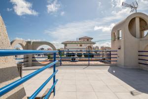 A balcony or terrace at 053 La Mata Dunes - Alicante Real Estate