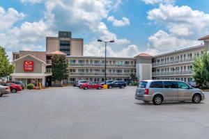 Gallery image of Econo Lodge Downtown in Louisville