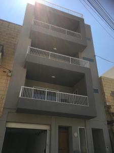 Балкон или терраса в Penthouse in Marsaxlokk with panoramic views: 3 bedrooms, 2 baths