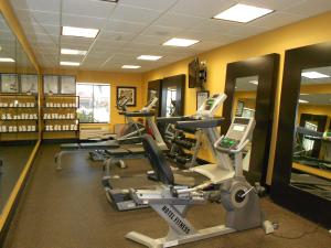 The fitness centre and/or fitness facilities at Holiday Inn Express & Suites Corpus Christi - North, an IHG Hotel