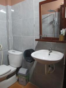 Koupelna v ubytování Homestay Xóm Dừa Nước