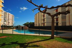 Bazén v ubytování Estoril III vista mar Orangecosta nebo v jeho okolí