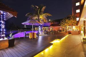 Bazén v ubytování Crowne Plaza Kochi by IHG nebo v jeho okolí