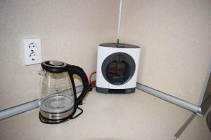 Coffee and tea making facilities at New Inn