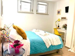 Postel nebo postele na pokoji v ubytování Rome Temple House