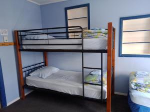 Postel nebo postele na pokoji v ubytování Annies Nirvana Lodge Backpackers