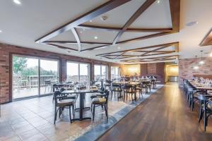 A restaurant or other place to eat at Northumberland Heights Wellness Retreat & Spa
