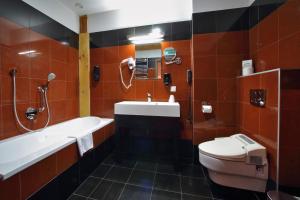 Kúpeľňa v ubytovaní Hotel Spichrz + 37 fotografií