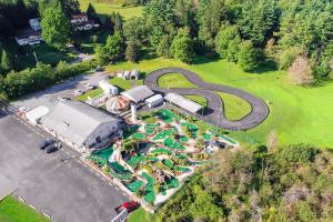Area giochi per bambini di 18 Winding Way