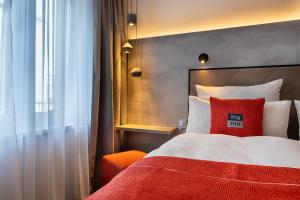 Postel nebo postele na pokoji v ubytování Holiday Inn - the niu, Hide Berlin Friedrichshain by IHG