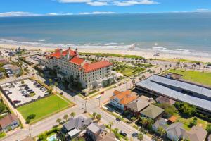 Gallery image of Oceanview by the Galvez in Galveston