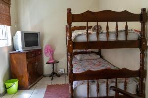 Postel nebo postele na pokoji v ubytování Bay Vista Guesthouse