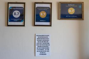 Certifikát, hodnocení, plakát nebo jiný dokument vystavený v ubytování Bay Vista Guesthouse