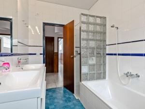 Fotografia z galérie ubytovania Villa in Vinaròs with Sea Views & Pool v destinácii Vinarós