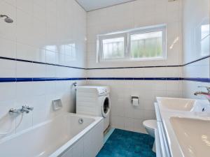 Fotografia z galérie ubytovania Villa in Vinaròs with Sea Views & Pool v destinácii Vinarós