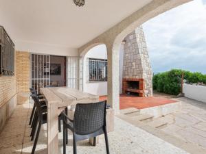 Fotografia z galérie ubytovania Villa in Vinaròs with Sea Views & Pool v destinácii Vinarós