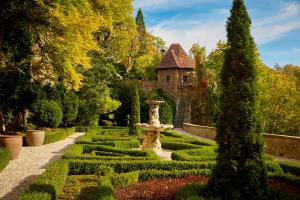 Vonkajšia záhrada v ubytovaní Hotel Książ