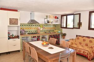 Kuchyň nebo kuchyňský kout v ubytování ECO Affittacamere Casa Maica Eco guesthouse