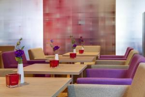 Posezení v ubytování IntercityHotel Berlin Hauptbahnhof