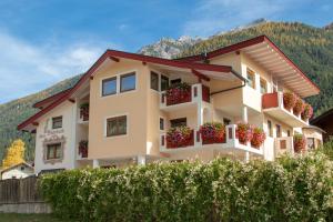 Nespecifikovaný výhled na hory nebo výhled na hory při pohledu z bed and breakfast