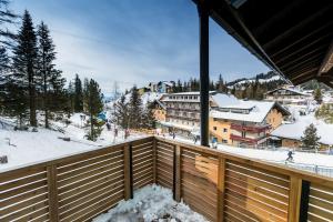 Basekamp Mountain Budget Hotel during the winter