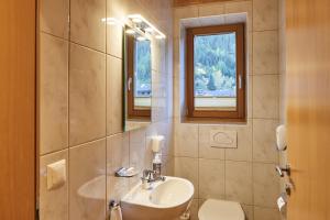 Kúpeľňa v ubytovaní Tirolerhof - Appartementhaus + 37 fotografií