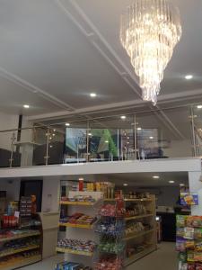 Supermercato o altri negozi dell'ostello o nelle vicinanze