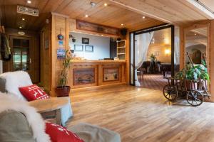 Fotografie z fotogalerie ubytování Hôtel La Montagne v destinaci La Clusaz