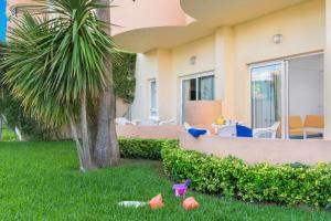 Vonkajšia záhrada v ubytovaní Alcudia Beach Apartments