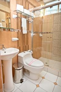 Koupelna v ubytování Mercé Hotel