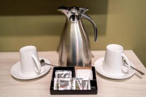Oprema za pripravo čaja oz. kave v nastanitvi Felicity Island Hotel