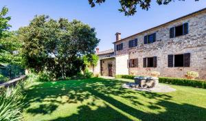 Vonkajšia záhrada v ubytovaní Relais Vignale & Spa