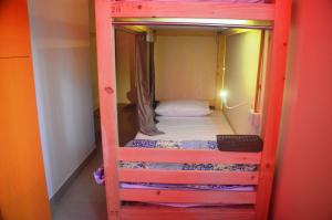 Postel nebo postele na pokoji v ubytování Salaam Namastey Backpackers