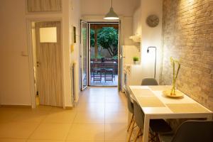 Kép Cozy Studio in Central Glyfada szállásáról Athénban a galériában