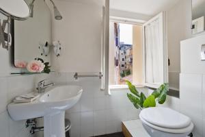 Koupelna v ubytování B&B Ventisei Scalini A Trastevere