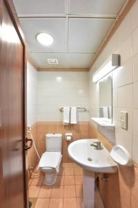 Vonios kambarys apgyvendinimo įstaigoje Al Mukhtara Al Gharbi Hotel
