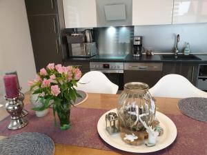 Dapur atau dapur kecil di Ferienhaus Ostseeblick Rügen +33 gambar