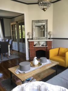 Η κουζίνα ή μικρή κουζίνα στο Maison *** 400m plage du sillon et thermes marins