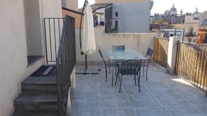 Balkón alebo terasa v ubytovaní La Terrazza sul Centro