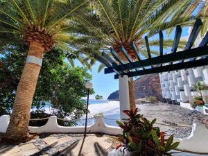 Zdjęcie z galerii obiektu Seaview Apartament, Playa Chica, Las Gaviotas, Apartamento 311 w mieście Santa Cruz de Tenerife