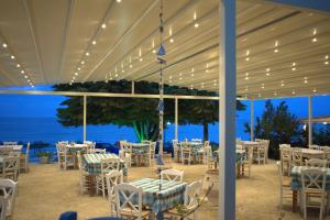 Gallery image of Mirto Beach Hotel & Restaurant in Paralia Vrachou