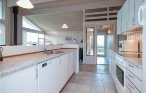 Η κουζίνα ή μικρή κουζίνα στο Holiday Home Lars Jensens Vej +8 φωτογραφίες
